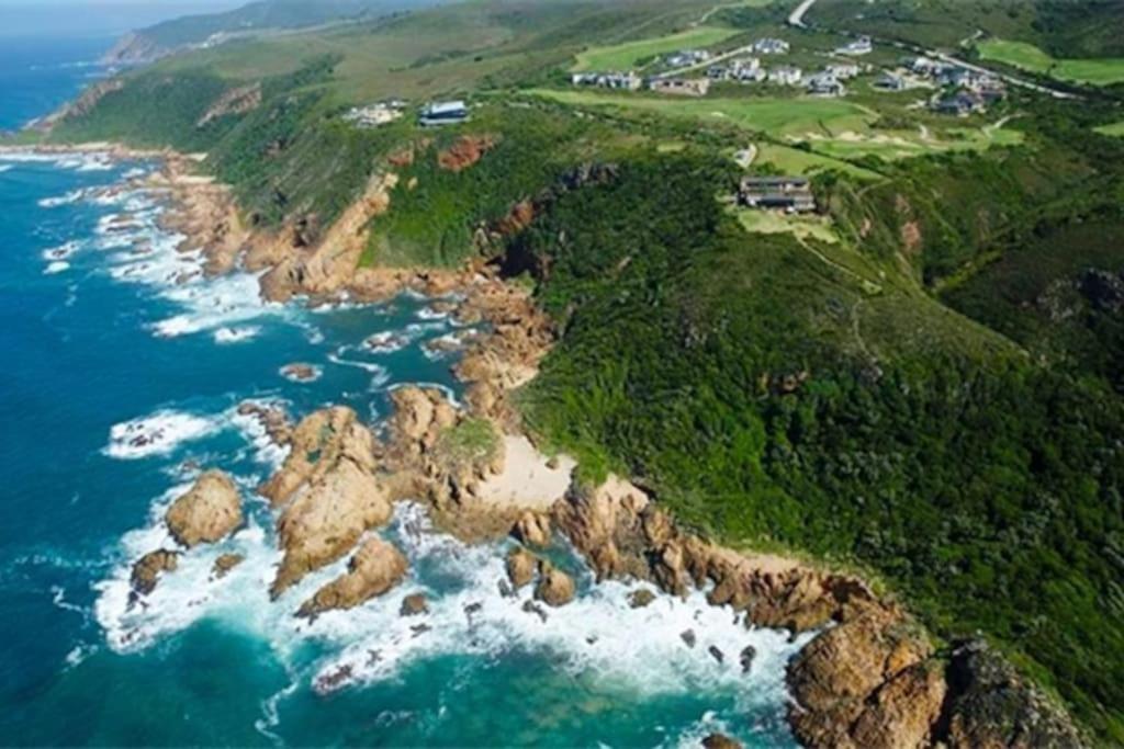 Beachfront Villa African Queen 11Beds Jeffreysbaai Buitenkant foto