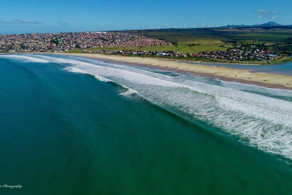 Beachfront Villa African Queen 11Beds Jeffreysbaai Buitenkant foto